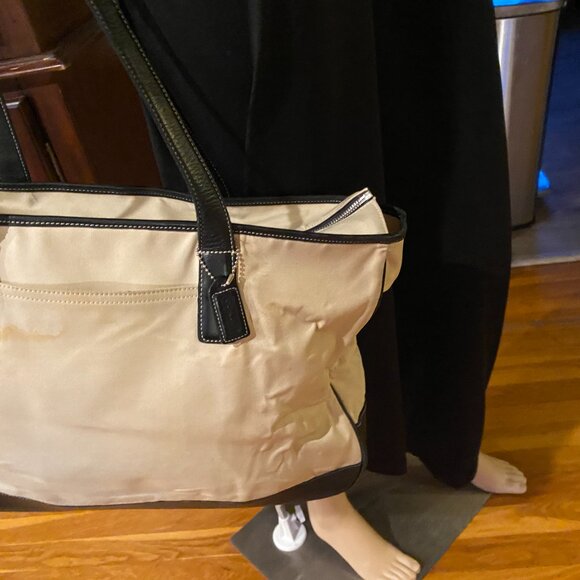 Large Coach Canvas/Leather Tote # 7708 TLC - Picture 3 of 14